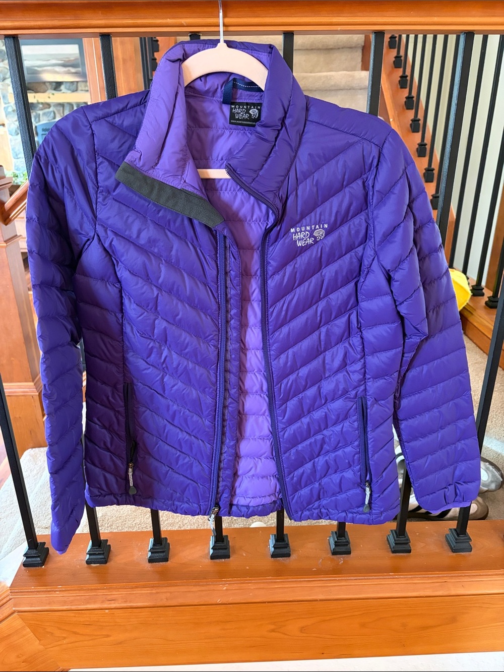 Mountain Hardwear Women's Purple Lightweight Insulated Puffer Jacket
